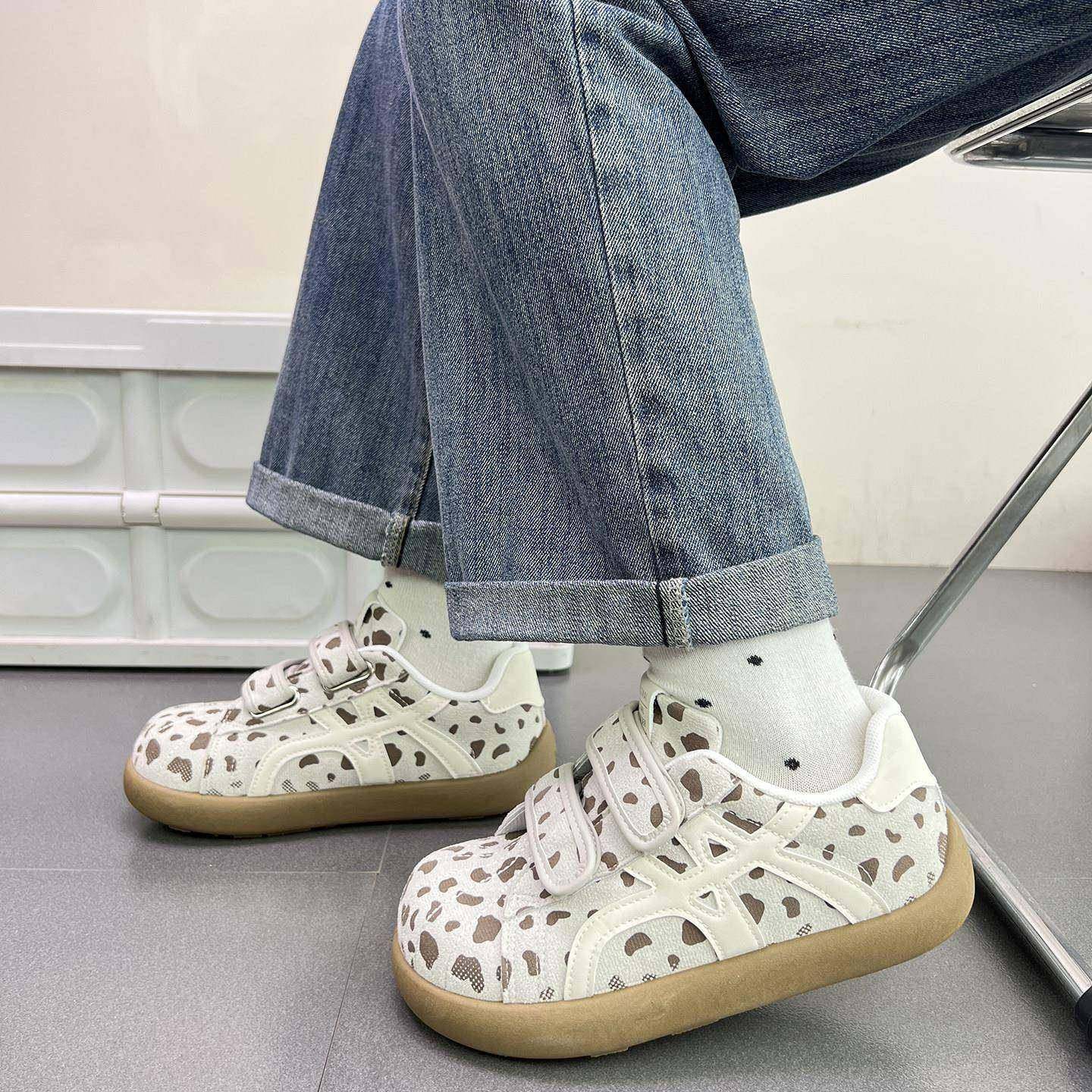 丑萌大头魔术贴豹纹德训鞋女2025新款百搭小众复古贝壳头运动板鞋,淘宝优惠券,粉丝福利购,淘宝优惠卷