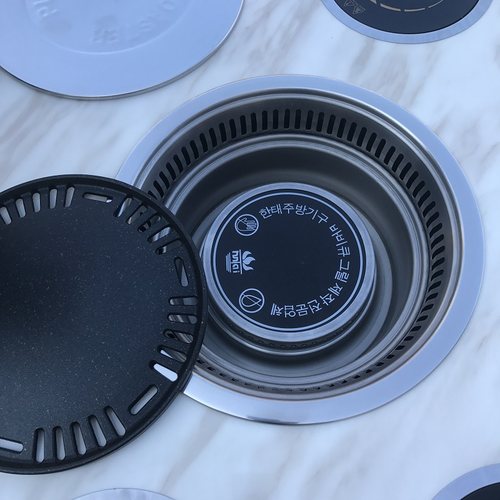 韩式烤肉电磁炉一体桌商用无烟下排烟自助碳火烧烤大理石火锅桌椅 - 图3