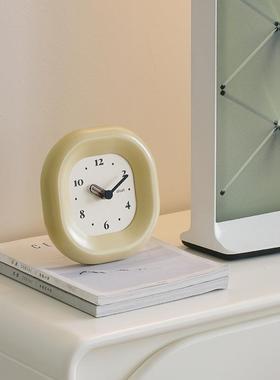 ozoo式m奶油风家装居座钟客厅玄w关TYOS334电视柜台时钟饰桌面摆