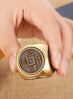 黄铜扭转乾坤六面可旋转手把件时来运转钱创意茶艺桌生肖骰子摆件