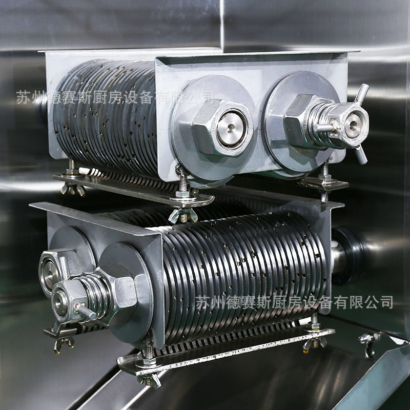 供应新鲜肉类一次成型切肉丝机 304不锈钢切肉机食堂用肉丝肉片机,淘宝优惠券,粉丝福利购,淘宝优惠卷