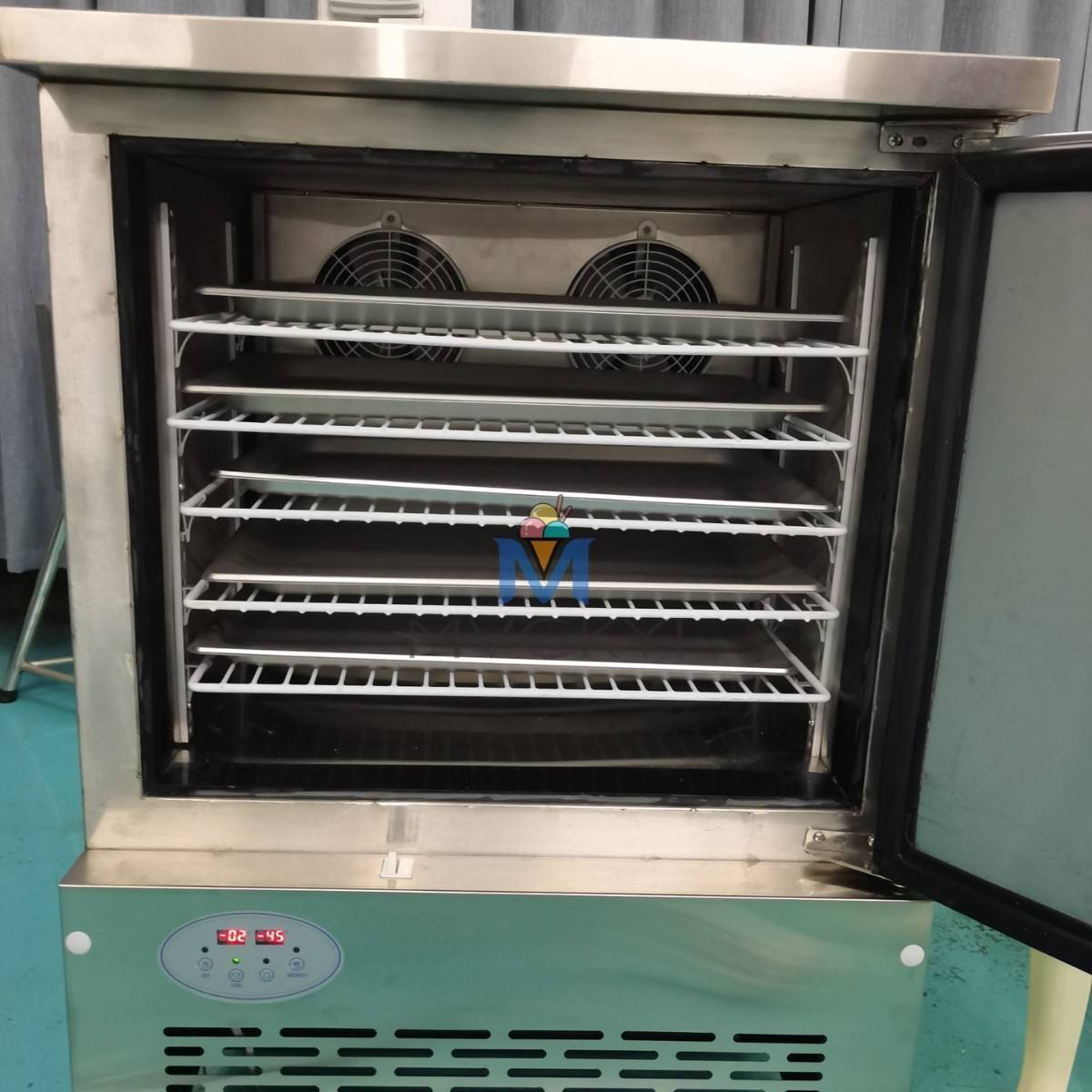 明毅速冻柜商用速冻冷柜零下80度急冻柜插盘包子饺子海参速冻机 - 图1