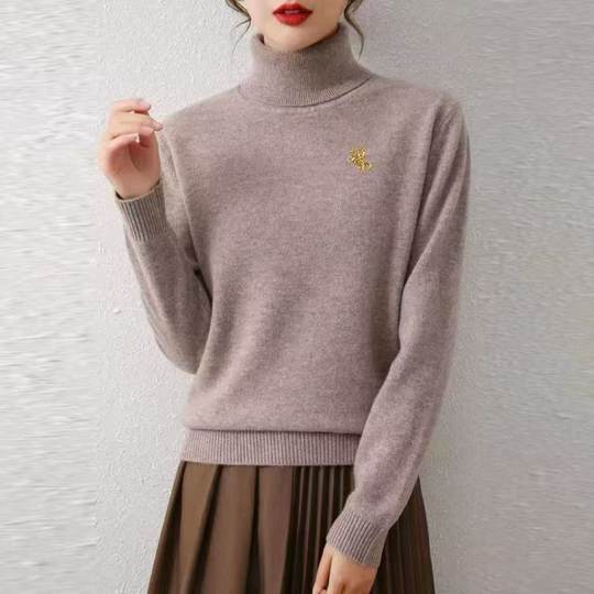 2025 autumn and winter new round neck couple's long-sleeved sweater bottoming shirt 7