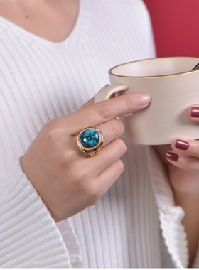 藏珠饰家 天然绿松石戒指 玉化乌兰花 18K金镶嵌W真钻 男女款