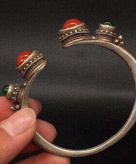 古玩复古清代银丝手镯镶红翡翠玉民俗手圈银首饰鎏银手圈老物件