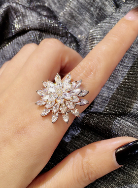 开口旋转的戒指女铜镶嵌闪耀锆石C多层优雅简约百搭花朵食指环饰