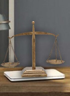 欧式铁艺古典复古天枰装饰摆件开业礼品招财办公室桌面天秤座律师