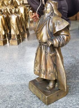 铜 像 铁骄成吉客厅摆件居家木站思天一汗铜像纯铜真代