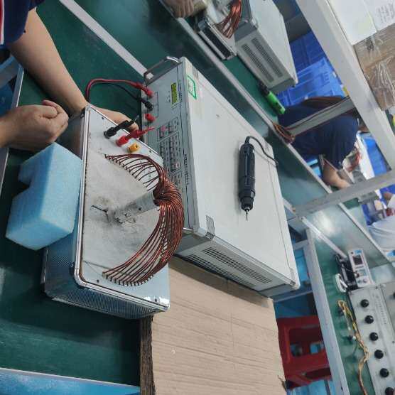 泰圣ac/dc数字钳形电流表 带NCV感应电笔ts-203真值有效值钳形表 - 图2