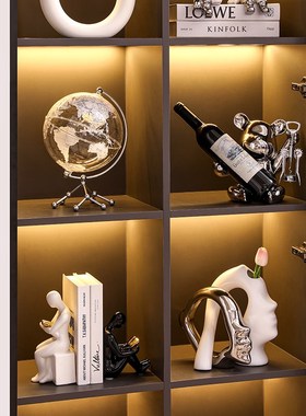 高档酒柜装饰摆件现代客厅电视柜展示柜高级O感家居软乔迁新居礼