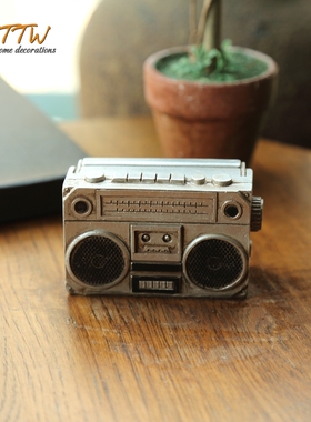 年代感缝纫机邮筒红色巴士收音z机装饰品摆设 可爱迷你树脂小摆件