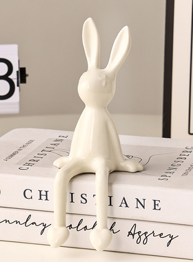 坐姿长耳朵兔子电镀o摆件轻奢样板房间卧室书架隔断酒柜桌面装饰