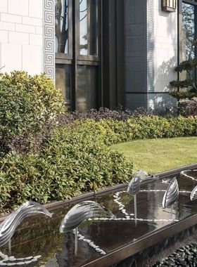 金属不锈钢镜面j水景小鱼镂空抽象景观鱼群雕塑庭院动物艺术品摆