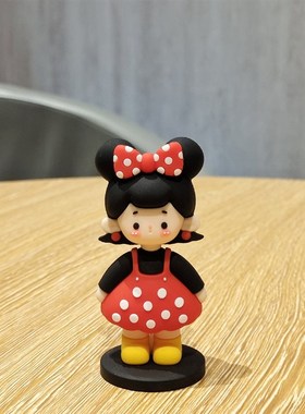 可爱卡通情侣人偶摆件桌面办公室玩偶治愈系装饰品少W女心女生礼