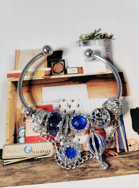 时尚炫彩宝蓝色串珠热气球吊坠和开口软手镯手链休闲约会装饰