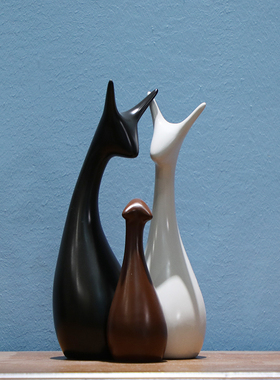 家居饰品创意f摆件客厅卧室装饰陶瓷工艺北欧风格复古三口之家鹿