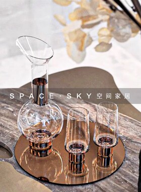 现代轻奢样板间客厅茶几饰品售楼处水吧台酒具套装皮革冰桶摆件