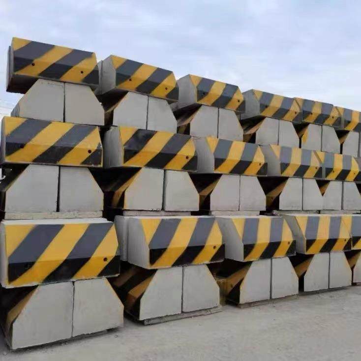 混凝土水泥墩钢结构围挡基础底座道路交通分流隔离防撞护栏警示墩,淘宝优惠券,粉丝福利购,淘宝优惠卷