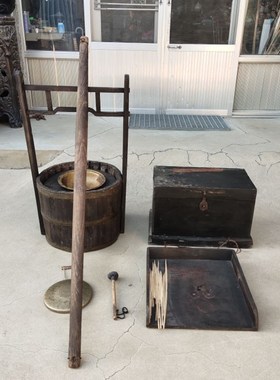 民俗怀旧糖人挑子老q式走街串巷扁担挑子影视道具摆件老物件