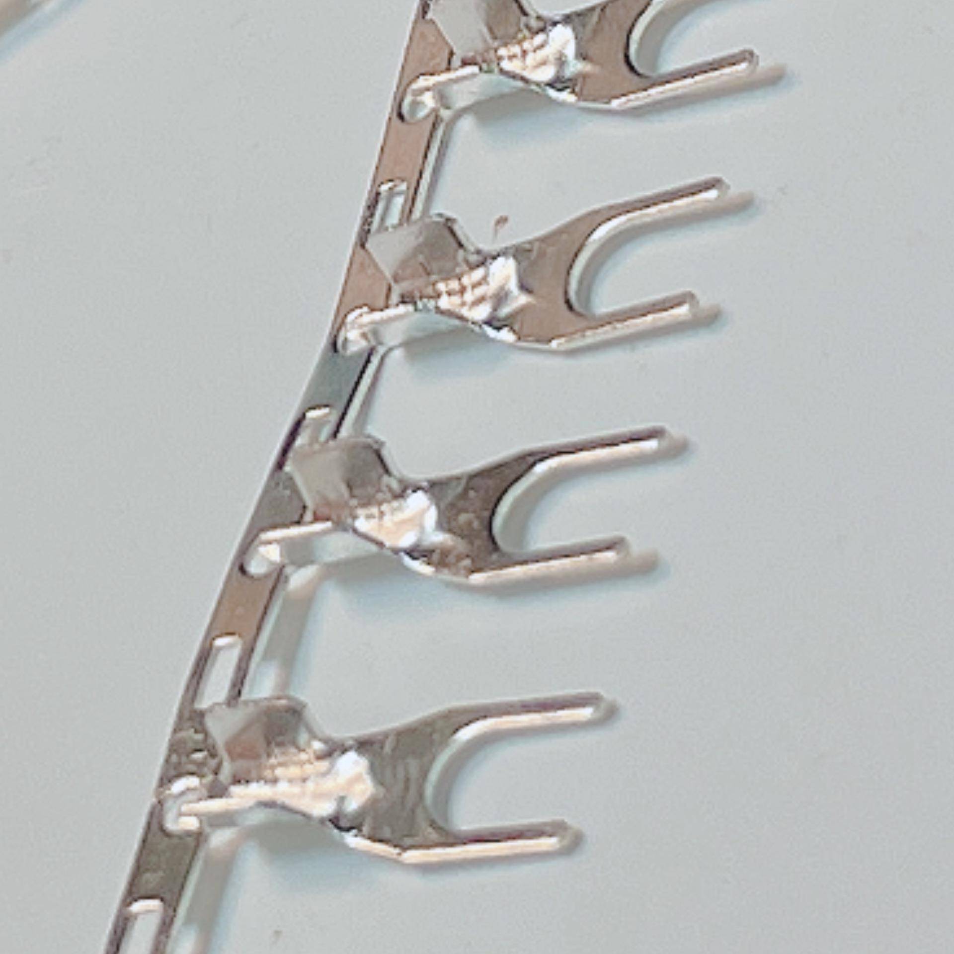 SNBS1.25-4连带冷压端子1-4连带冷压线4.2U型叉型5k/卷0.5mm - 图2