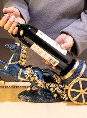 马到成功轻奢创意红酒架酒柜摆件搬新房家K居摆设礼物乔迁装饰礼