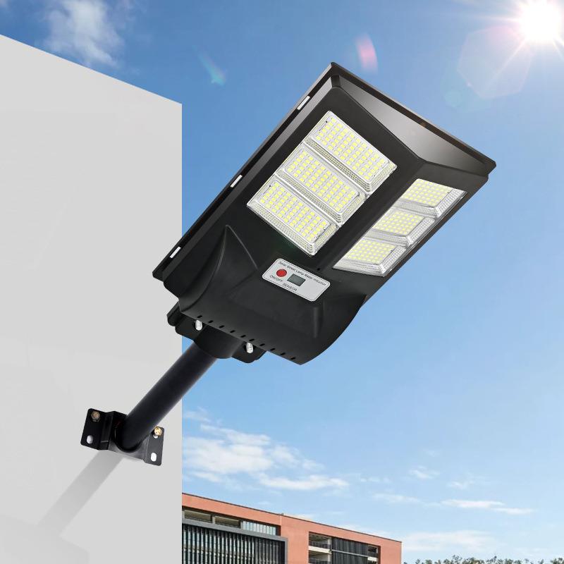 太阳能庭院灯新农村户外防水感应超亮LED大功率太阳能一体化路灯 - 图1