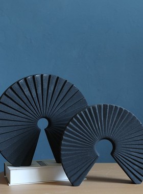 新中式轻奢古典黑白扇形陶瓷摆件样板间会所客厅书柜展柜软装饰品