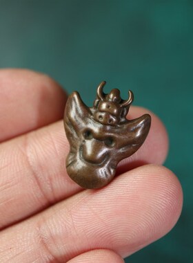 藏式复古工艺小尺寸天铁大鹏鸟卡子侧挂吊坠文玩佛珠老铜挂件配饰