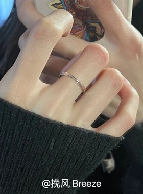 情丝绕指莫比乌斯环素圈戒指小众高级感情侣款对戒可调节指环