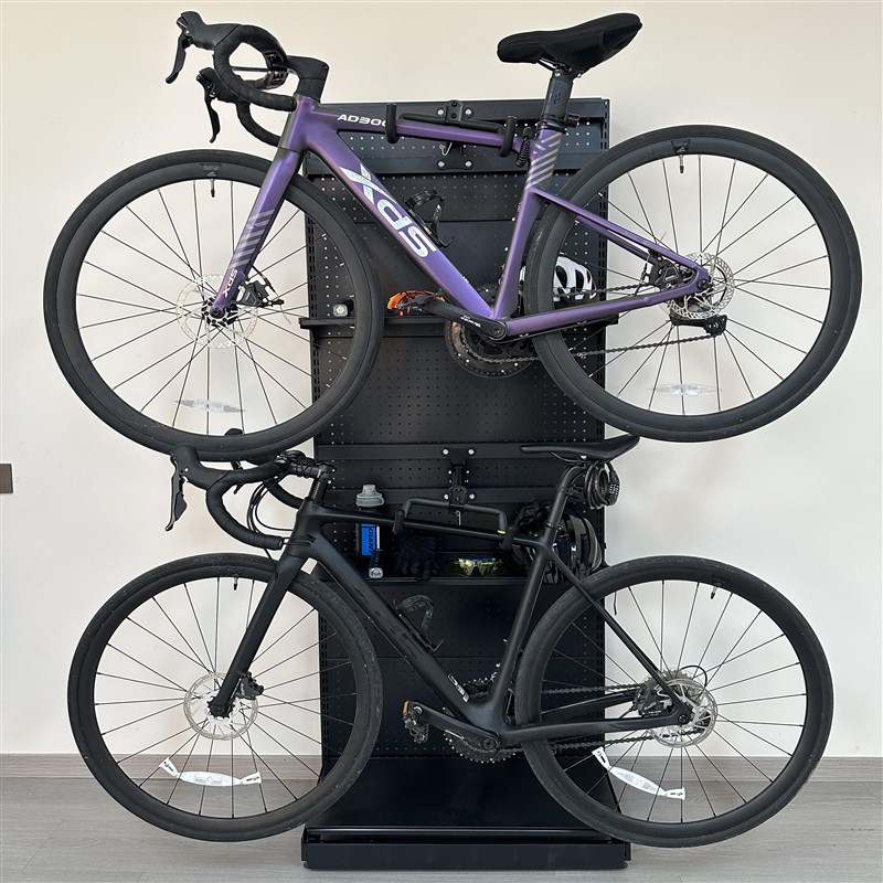 Hole board bicycle display rack indoor display rack bicycle store shelf bicycle storage rack parking rack