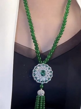高级感绿如意毛衣链大气高档长款国风项链女轻奢气质秋冬衣服配饰