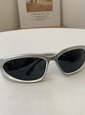 千禧未来科技感朋克墨镜男女潮人网红街拍机能风欧美复古太阳眼镜