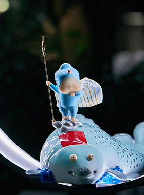 瞿广慈海错图作者无穷小亮款印鱼《任我行》雕塑摆件