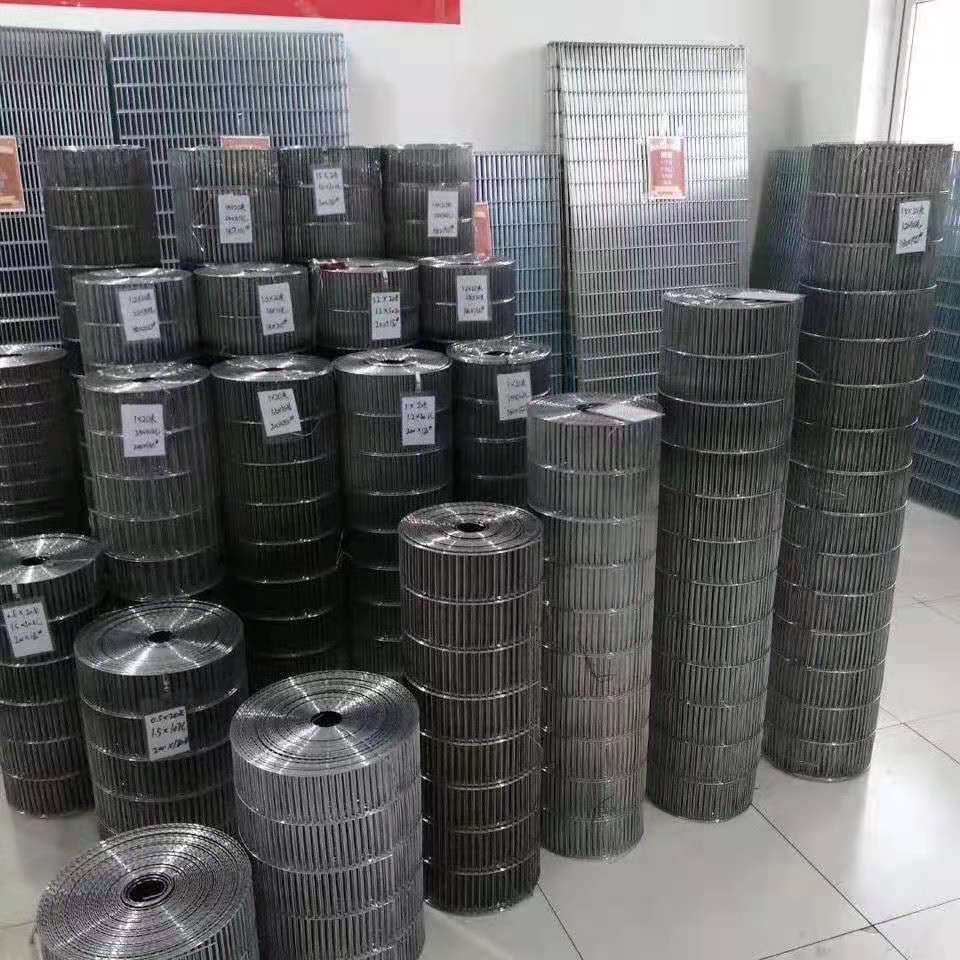 鸟笼网鸡笼兔笼鹌鹑网长孔镀锌电焊网养殖围栏防护铁丝网阳台垫板,淘宝优惠券,粉丝福利购,淘宝优惠卷