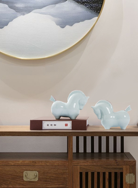 新中式富贵陶瓷马摆件青瓷样板间书房茶几书桌茶室博古架软装饰品