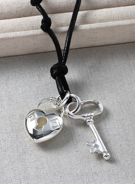 爱心锁钥匙吊坠项链女春夏新中式轻奢小众设计高级感黑绳毛衣链