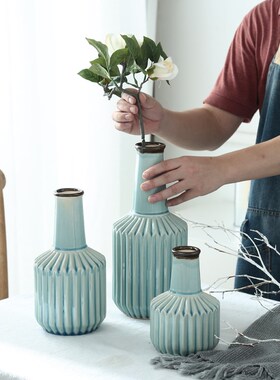 现小约餐桌装饰插花摆件简视柜文艺创意花器电清新陶瓷卧室花瓶