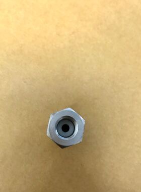 G1/8M10x1 内螺纹底部密封用四氟垫片 尺寸 8.5mmx4mmx2mm 白色