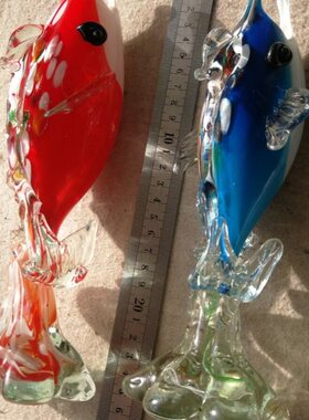 库存全新7080年代老琉璃老玻璃花瓶鳜鱼型美品每个170元 怀旧影视