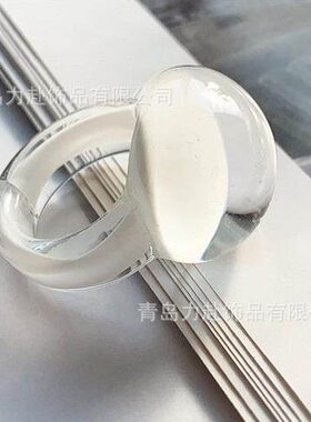 半圆弧形立体玻璃戒指白色穿搭时尚指环琉璃多色食指环透明戒