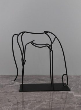 北欧创意简约抽象金属线条马卧室办公室书房餐厅玄关茶几家居摆件