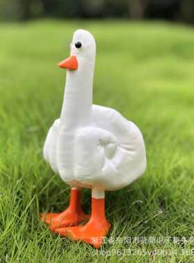 新品中指鸭雕像树脂工艺品摆件 duck you恶搞中指桌面装饰
