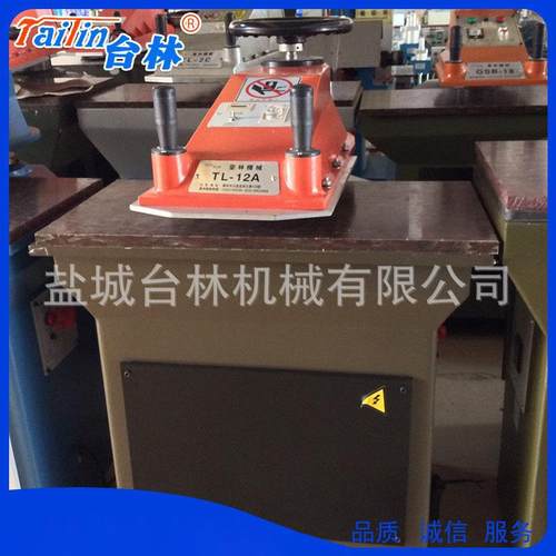 厂家制作摇臂式液压裁断机布料裁切机裁料机摇臂裁断机下料机 - 图2