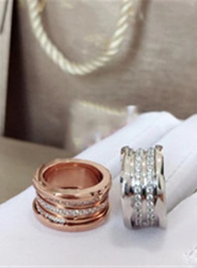 高版本手镶钻CNC字印螺纹镶钻戒指时尚V金镀玫瑰金小蛮腰弹簧指环