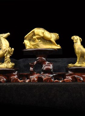 普三装饰合贵客厅寅午戌虎缘狗人摆件黄铜工艺生家居马十二生肖