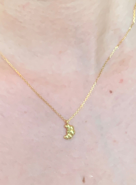 金色迷你可颂牛角包坠项链锁骨链