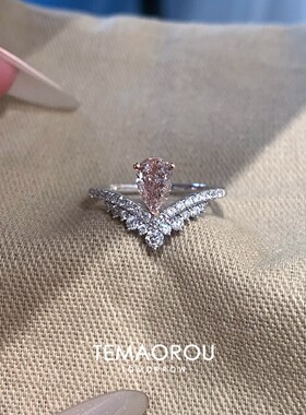 S925纯银满钻皇冠pink粉水滴戒指