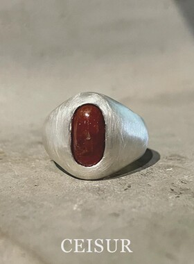 S925纯银拉丝红玛瑙鸽子蛋戒指女