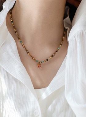 高品质~新款复古小众高级红色方糖吊坠气质天然石串珠项链锁骨链