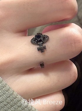 乌黑亮丽黑尖晶独特戒指稀奇古怪的食指戒女士重工冷淡风尾戒
